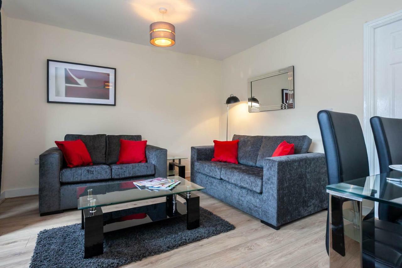 4 Bed Home, Driveway Parking Ideally Located In Latchford, Warrington - Executive St Marys House Exterior photo