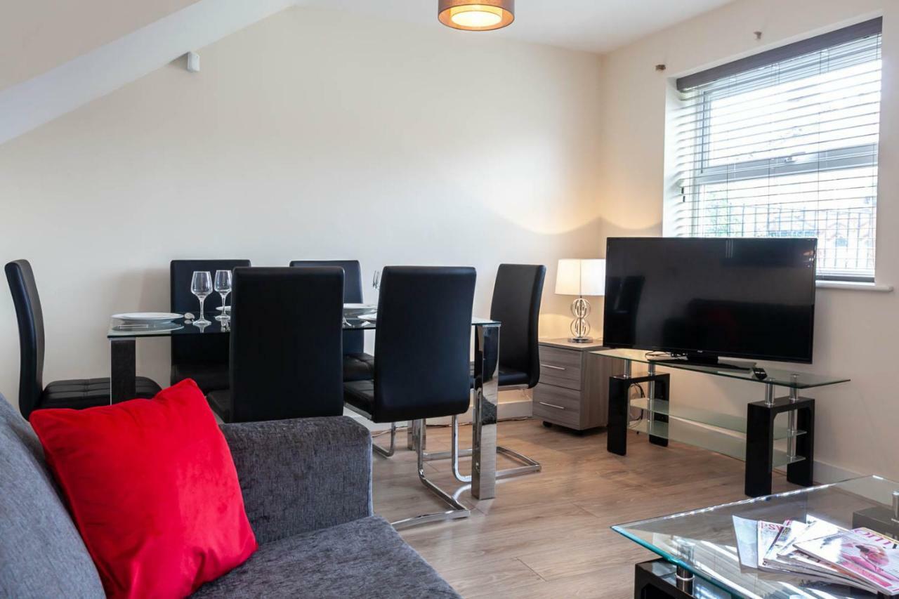 4 Bed Home, Driveway Parking Ideally Located In Latchford, Warrington - Executive St Marys House Exterior photo