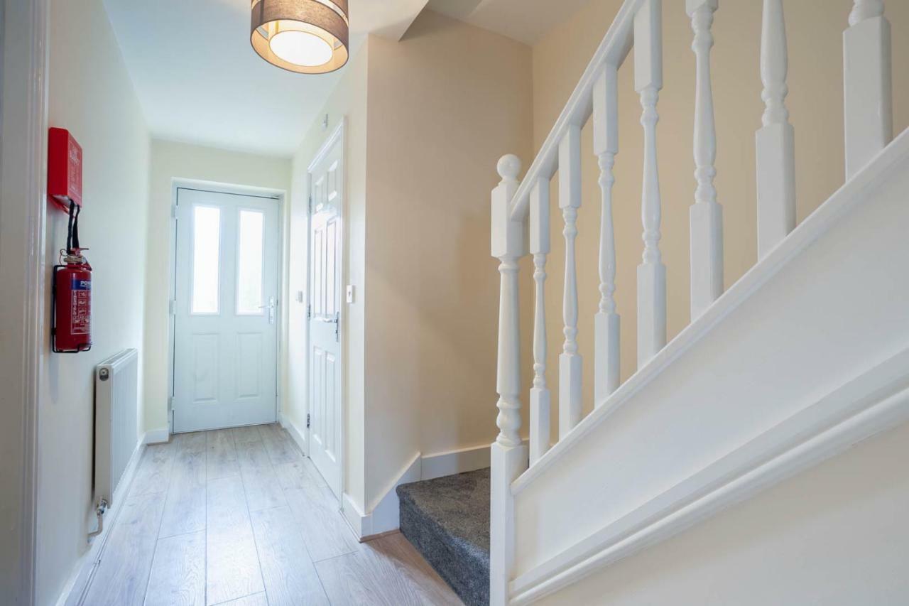 4 Bed Home, Driveway Parking Ideally Located In Latchford, Warrington - Executive St Marys House Exterior photo